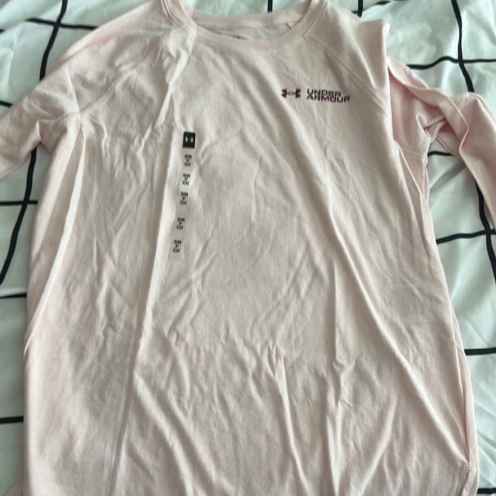 UNDER ARMOR PINK LONG SLEEVE SHIRT